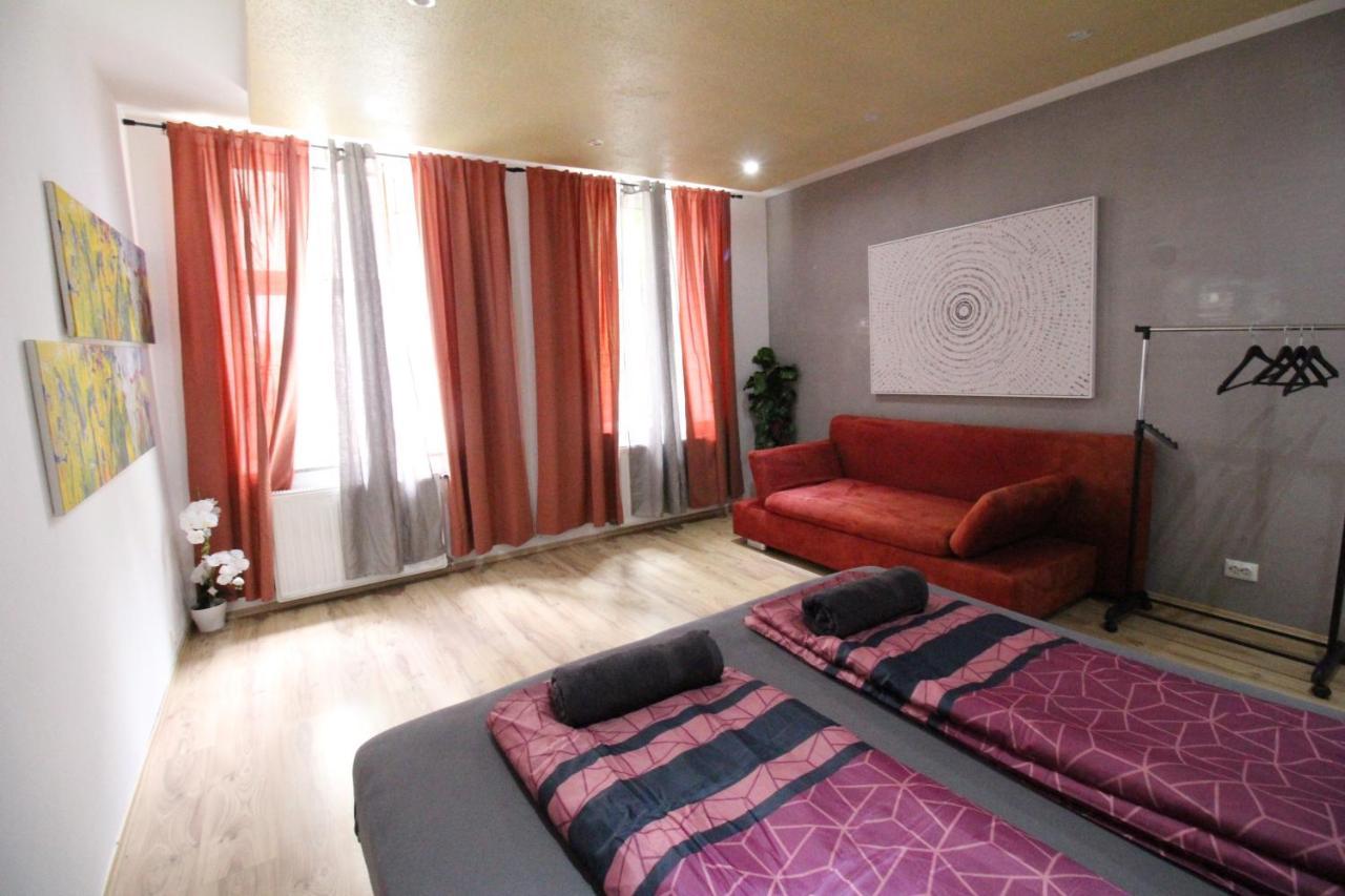 Private Triple Bedroom Rf1 Vienna Exterior photo